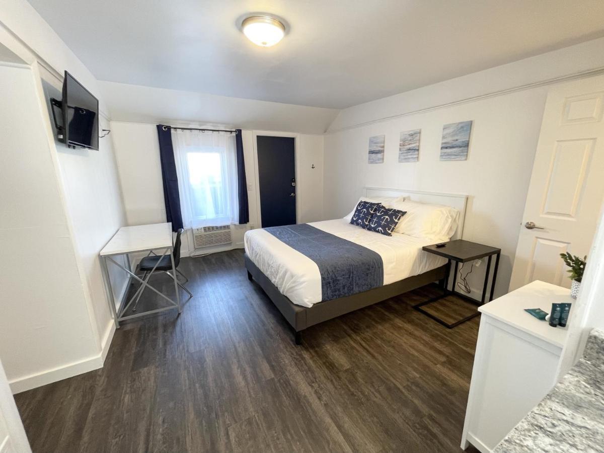 Anchor Bay Inn And Suites サンダスキー エクステリア 写真