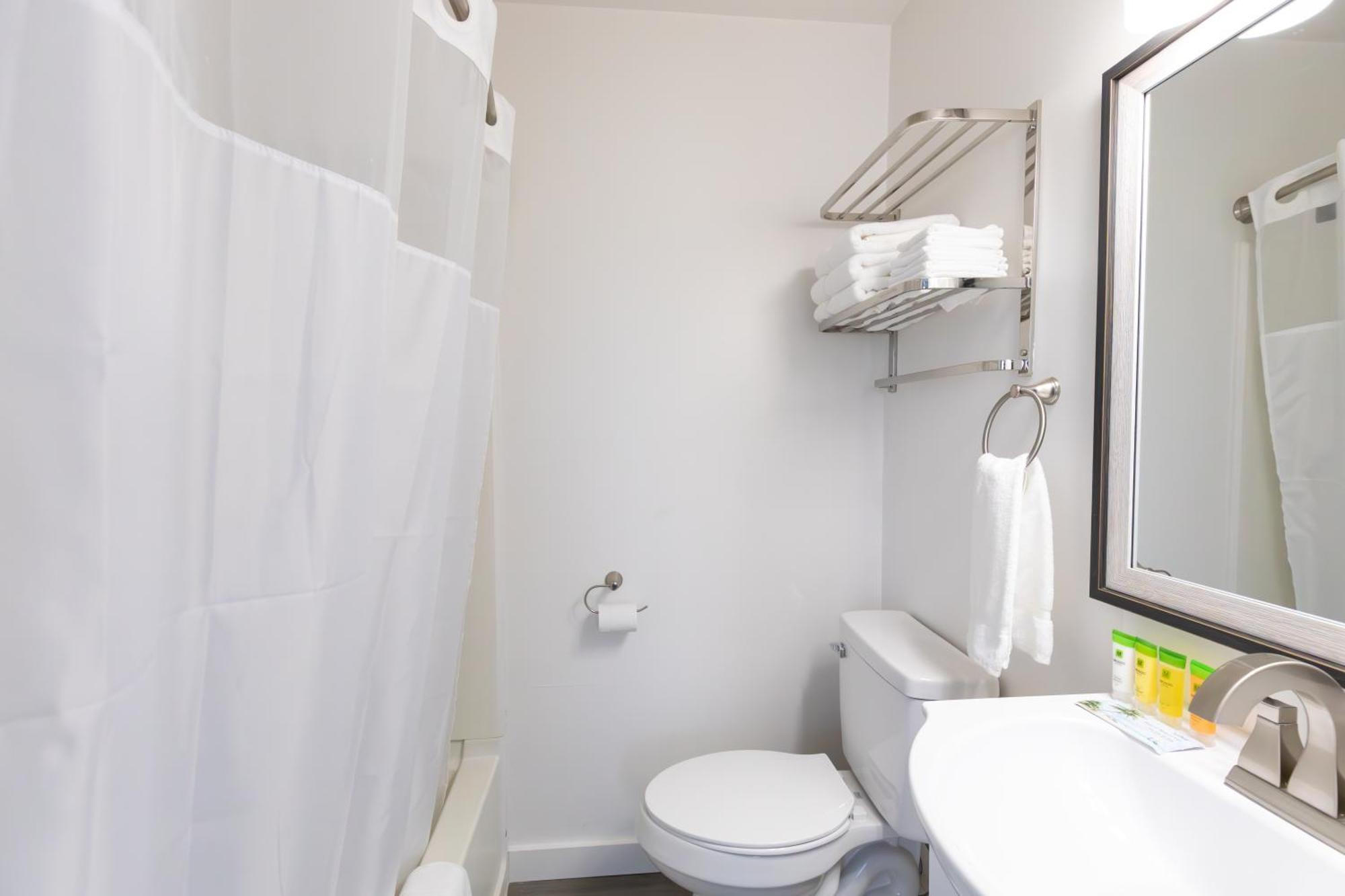 Anchor Bay Inn And Suites サンダスキー 部屋 写真