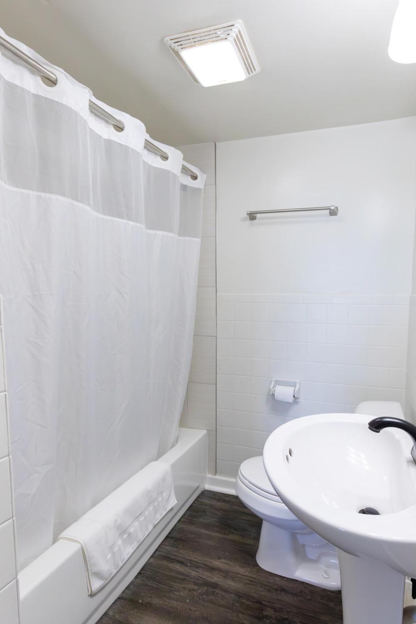 Anchor Bay Inn And Suites サンダスキー 部屋 写真